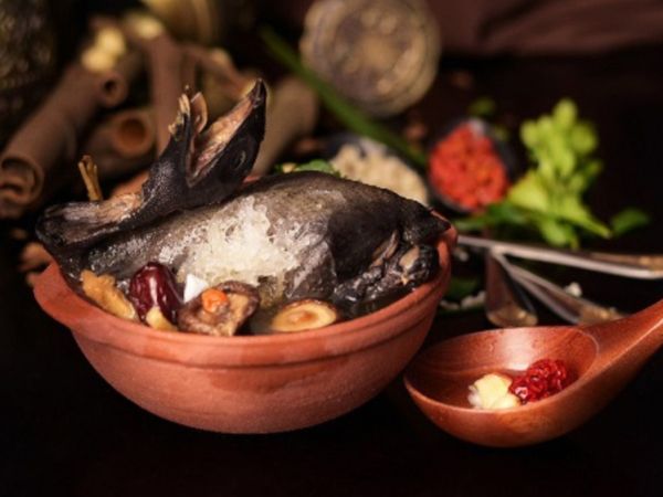Cách chế biến tổ yến hầm bồ câu