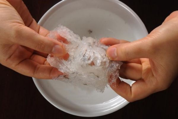 nhặt lông yến không sạch có sao không