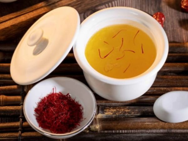 yến chưng saffron