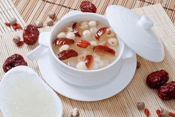 yến chưng với gì