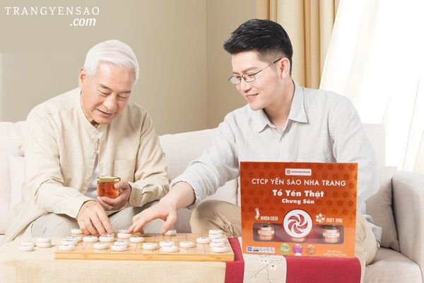 Người Già Uống Nước Yến Có Tốt Không?